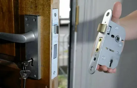 lock services