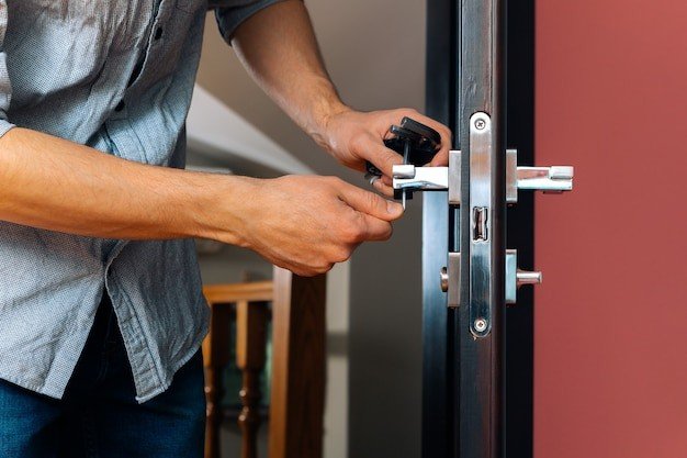 locksmith home service